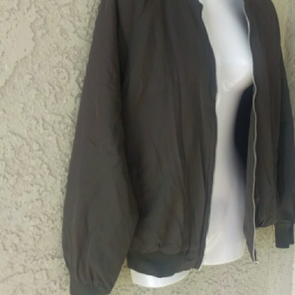 Haute monde bomber green puffy zippered jacket - Picture 2 of 8